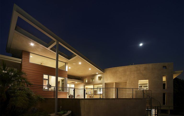 Tear Down Ultra-Modern Architecture