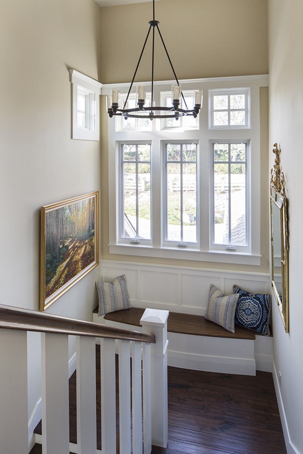 Custom-Built Hampton’s Style Stairway Design