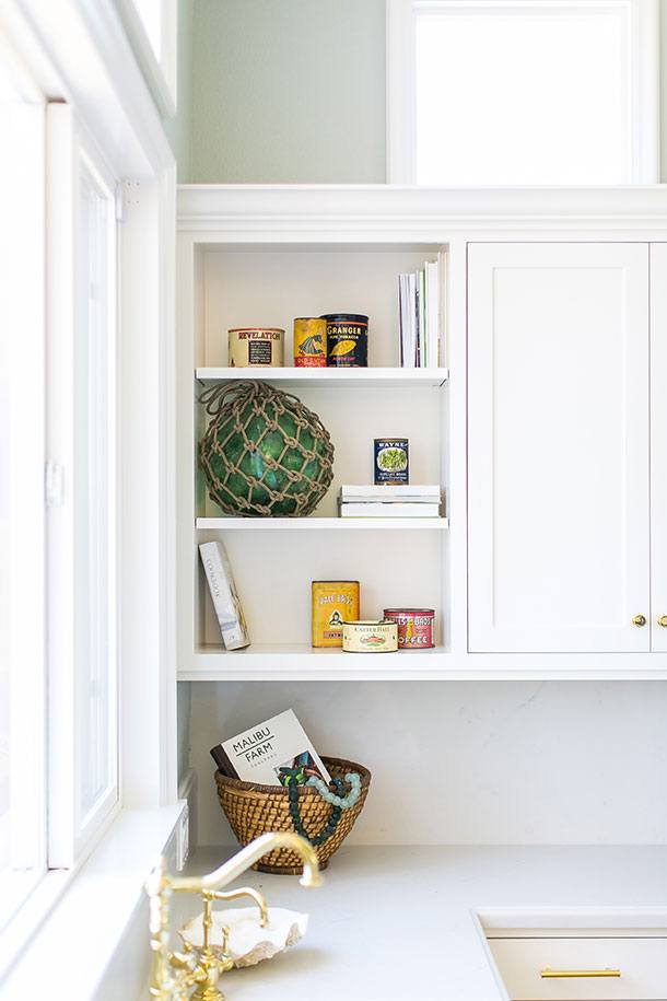 Contemporary Beach House White Kitchen Cabinets Designed by HartmanBaldwin