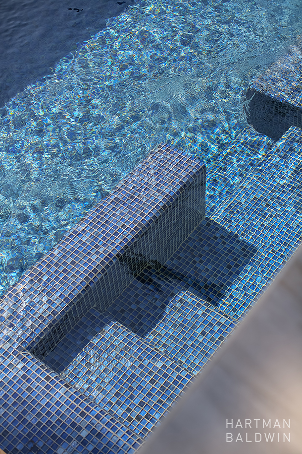 Contemporary Zen Home Outdoor Pool